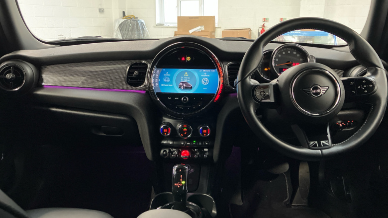 MINI Hatchback 1.5 Cooper Exclusive 5dr Auto Petrol Hatchback